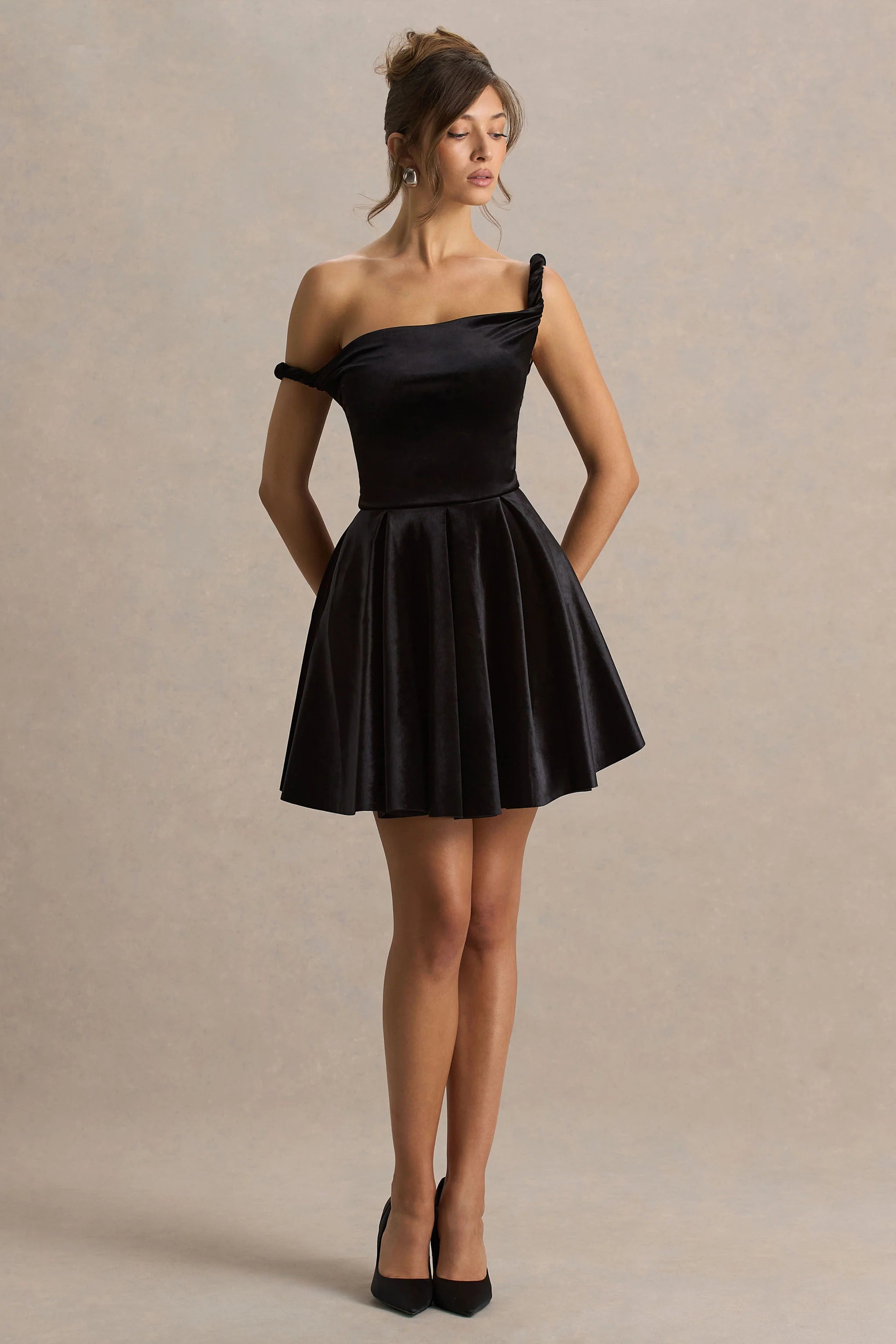 Leticia | Black Asymmetric-Neck Velvet Mini Dress With Twist-Sleeve