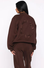 Stay Lifted Oversized Sweater Bitter Chocolate