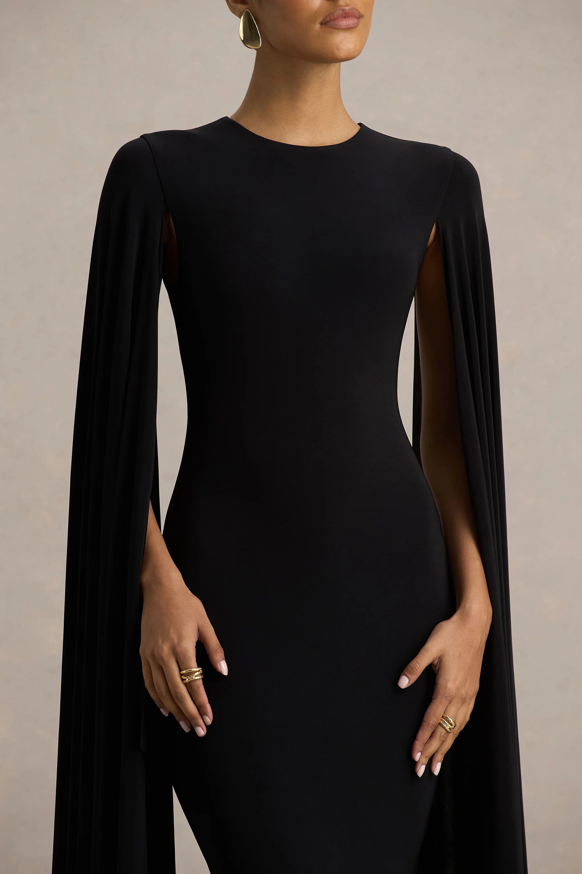 Briony | Black Crew-Neck Maxi Dress With Cape Sleeves